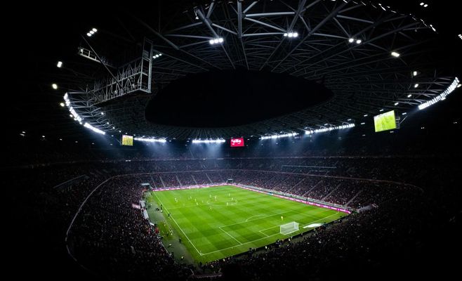 PSG Host Barcelona in Champions League Showdown Despite Unrest in France