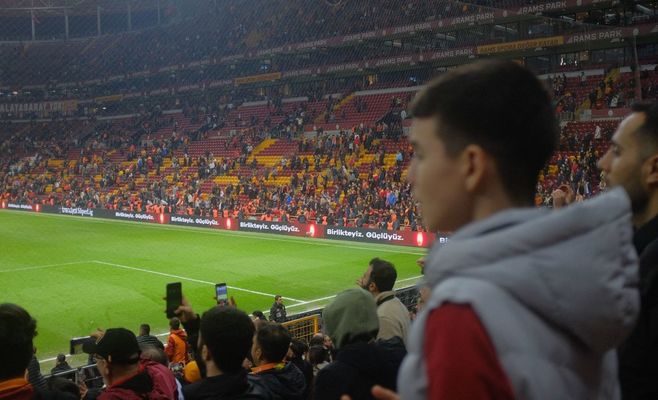 Славия отобрала первое очко в Лиге чемпионов: 2:2 в Стамбуле после 0:2