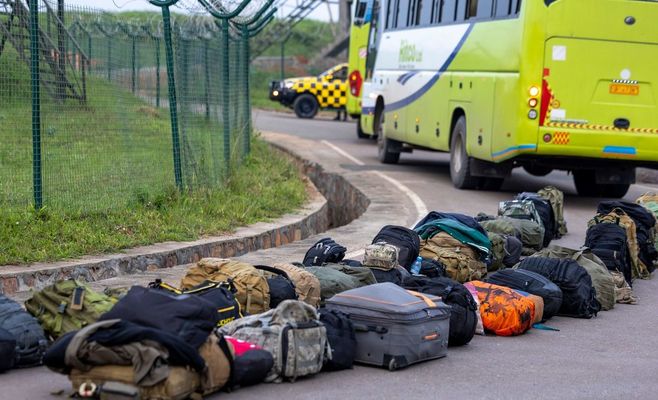 Украина объявила обязательную эвакуацию семей с детьми из Краматорска и Славянска