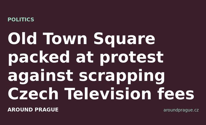 Old Town Square packed at protest against scrapping Czech Television fees