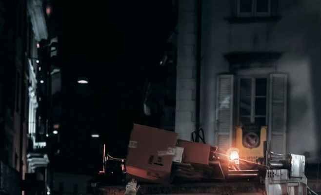 Плзенский мусорщик нашёл в старой сумке полмиллиона и отнёс деньги в полицию