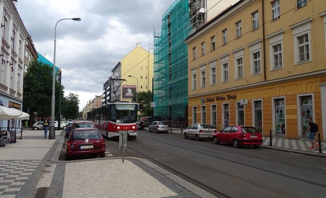Prag diese Woche, 2.–8. November 2026: Was sich für Gäste bei Tram, Bahn und Öffnungszeiten ändert