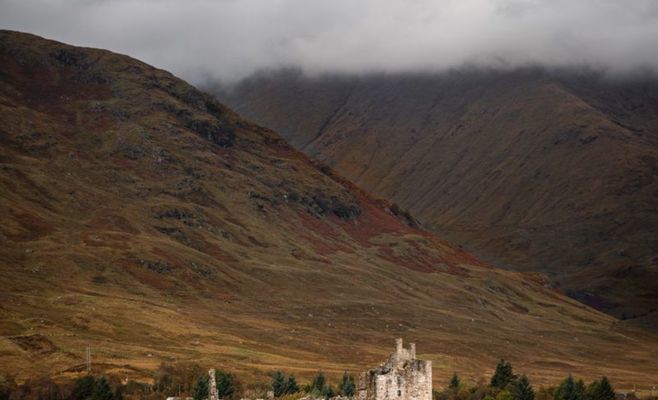 Scottish Police Open Inquiries Into Andrew and Epstein’s Stay at Balmoral