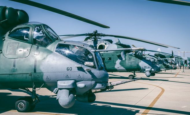 Украинские дроны уничтожили российский вертолёт Ми-8 на земле