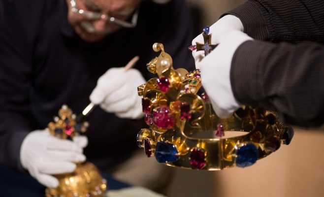 Выставка чешских коронационных регалий