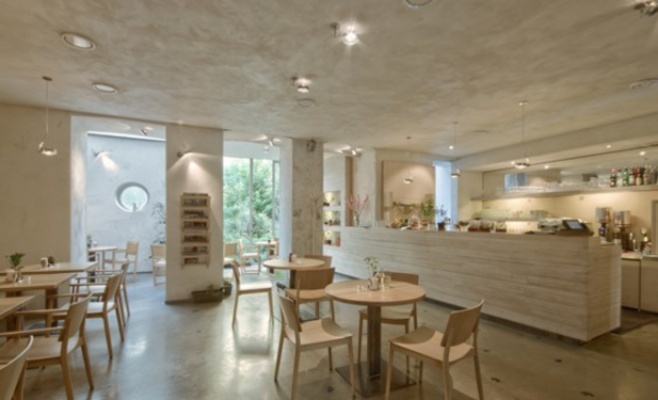 Mistral Cafe Restaurant