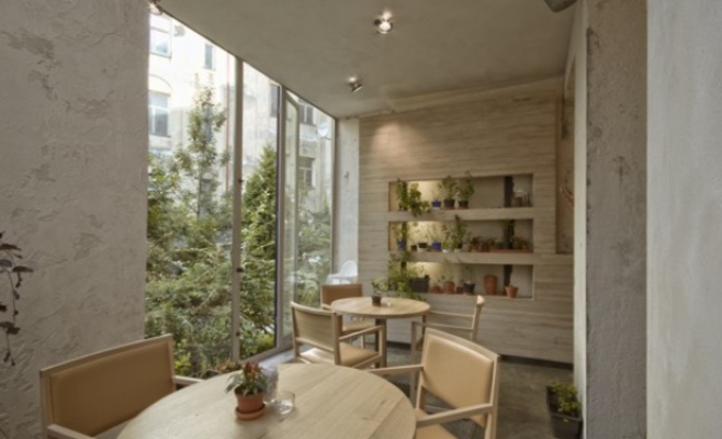 Mistral Cafe Restaurant