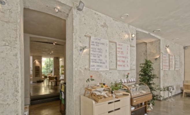 Mistral Cafe Restaurant