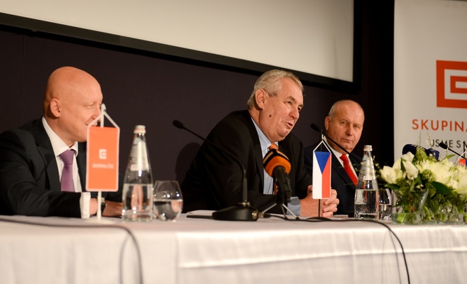 Президент Чехии назвал тех, кто виноват в миграционном кризисе в Европе