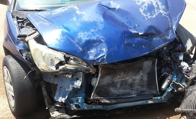 Движение на пражской автомагистрали остановлено из-за столкновения 14 автомобилей