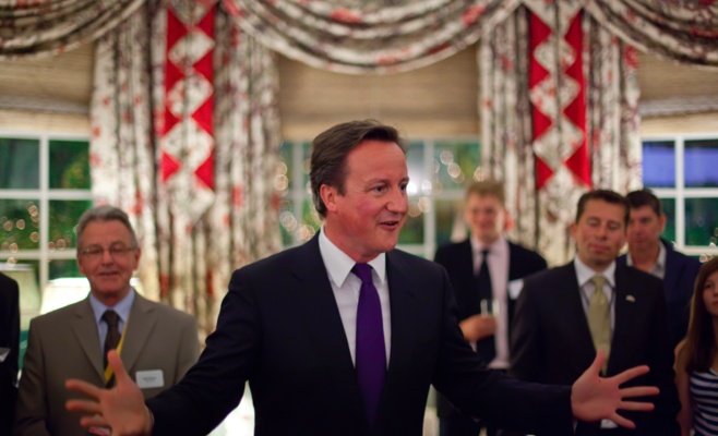 Дэвид Кэмерон прибудет на следующей неделе в Прагу
