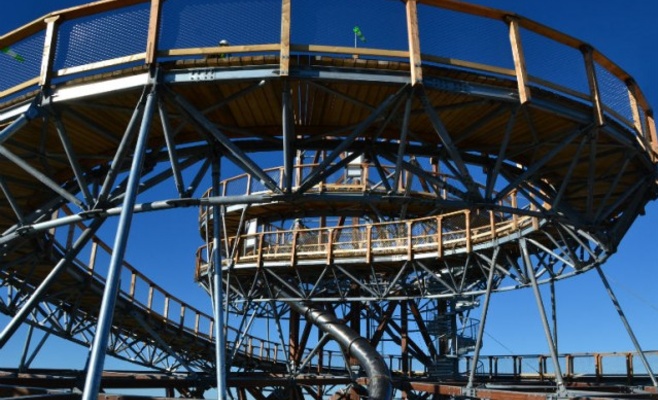 В Чехии открыли уникальную «дорогу в облаках»