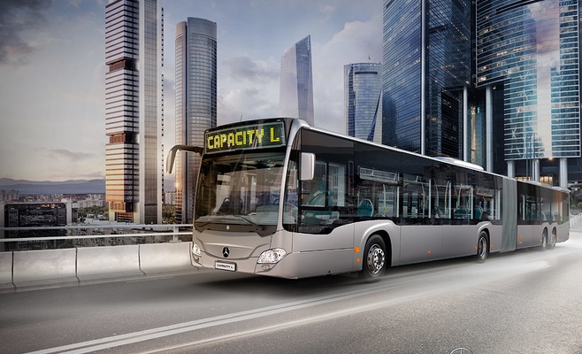 Пражский аэропорт будет обслуживать самый длинный автобус в Европе