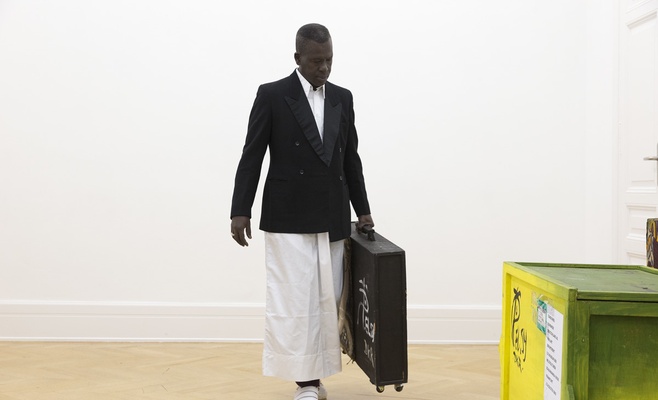 Эль-Хаджи Си: «Живопись — Перформанс — Политика»