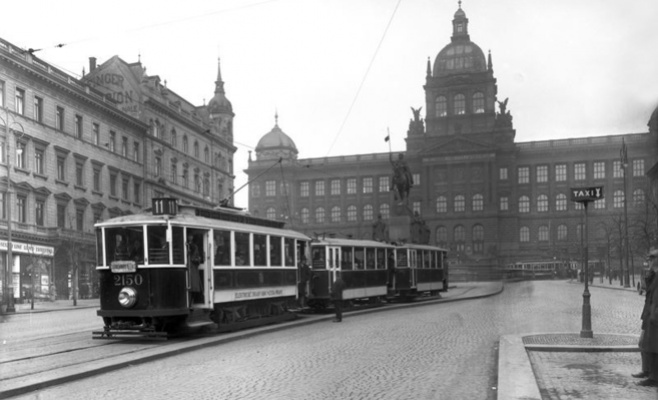 Вернутся ли трамваи на Вацлавскую площадь?