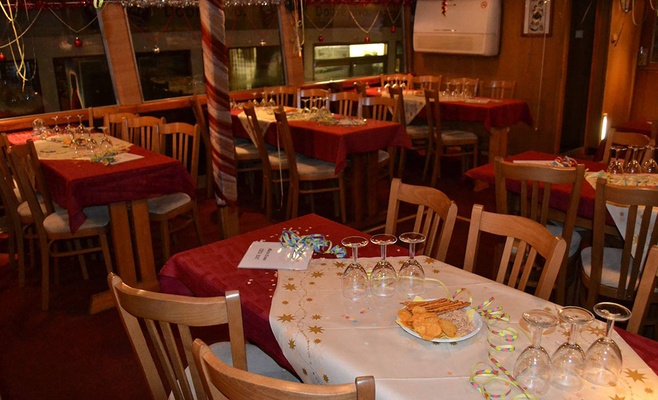 Валентинский круиз по Влтаве с River Boats Prague