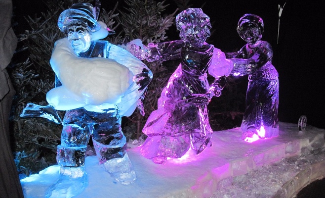 Фестиваль ледяных скульптур в ТЦ Galerie Harfa