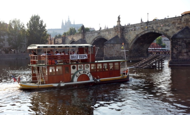 Валентинский круиз на пароходе по Влтаве