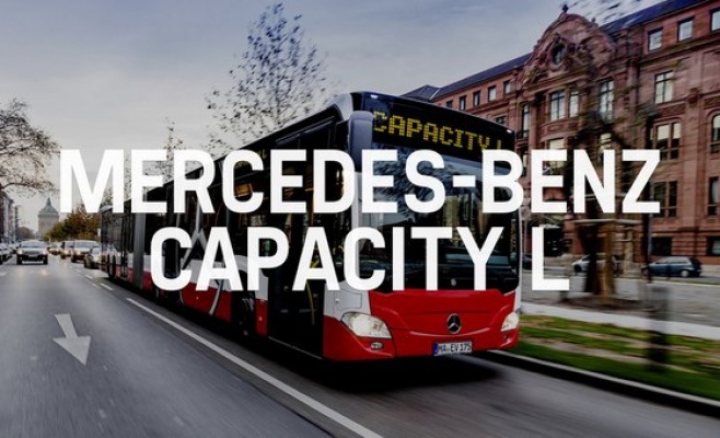 Видео: В Прагу прибыл самый длинный автобус в Европе