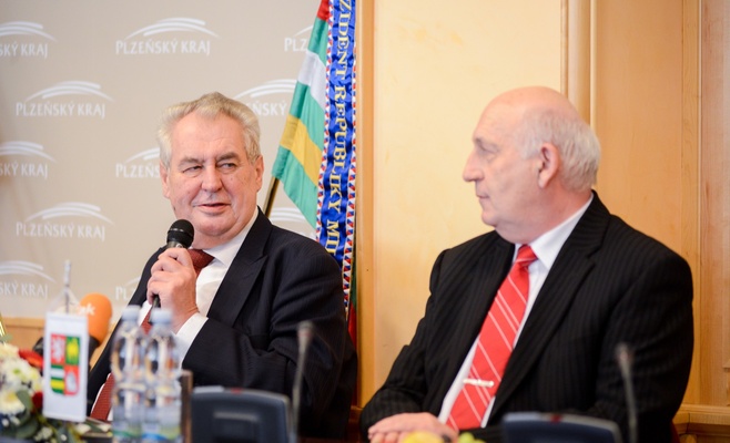 Президент Чехии высказал своё мнение о гомосексуальных парах