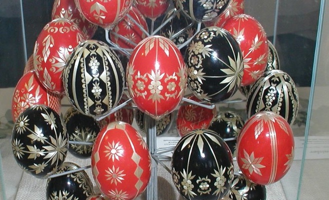 Выставка пасхальных яиц