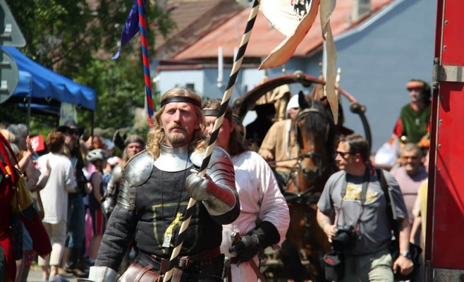 Королевское шествие из Праги в Карлштейн