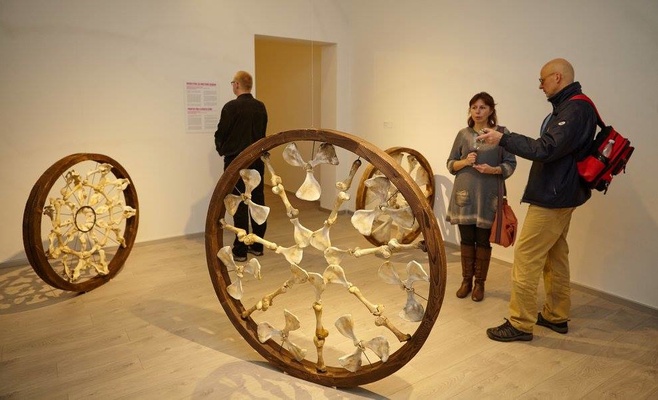 В Чехии открылась выставка «Обратная сторона рая»