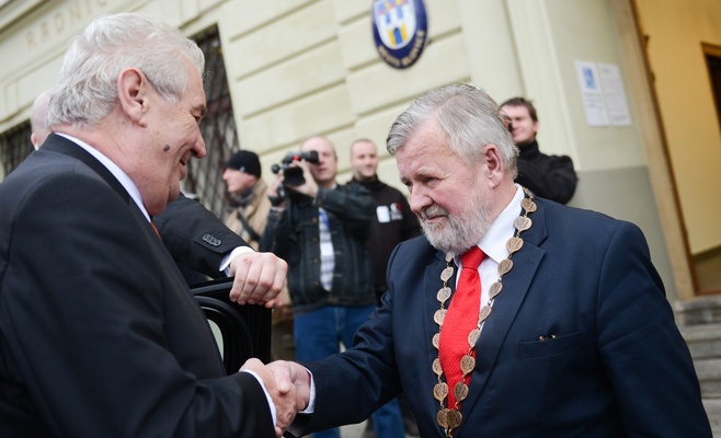 Великобритания не покинет Евросоюза, уверен президент Чехии