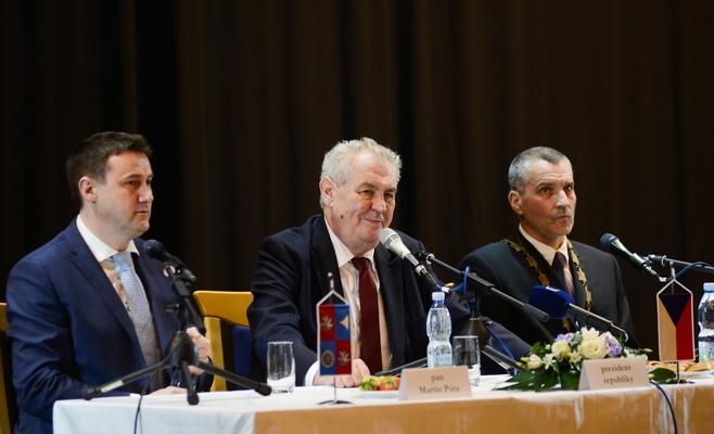 Будет ли Земан баллотироваться на второй срок?