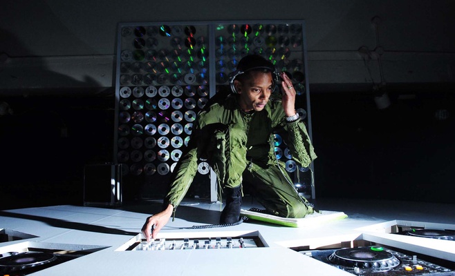 Джефф Миллз в Праге