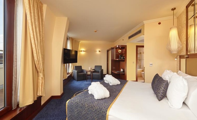 В Праге на Вацлавской площади откроется 5-звёздочный отель