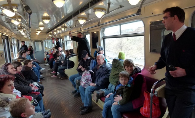 Поездка на историческом метро