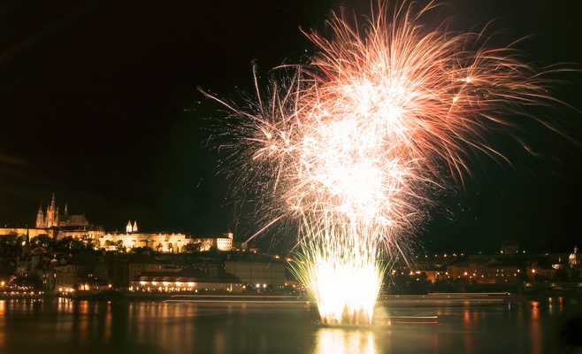 На сегодня в Праге запланирован салют в честь председателя Китая