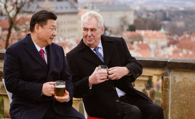 «Каждая прекрасная встреча однажды заканчивается», — сказал Земан о визите председателя КНР