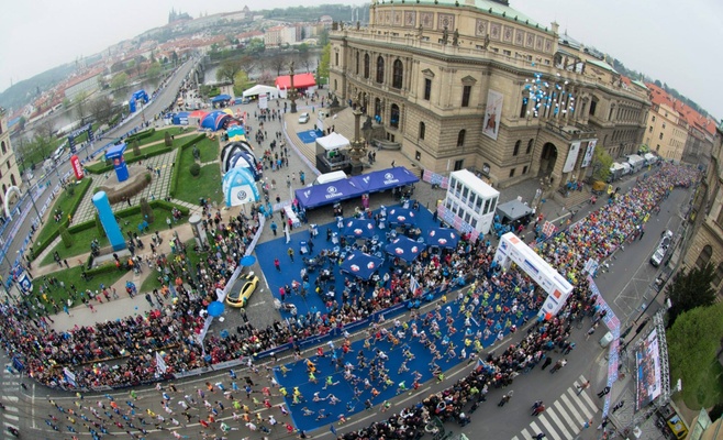 В связи с пражским полумарафоном будет ограничено движение транспорта