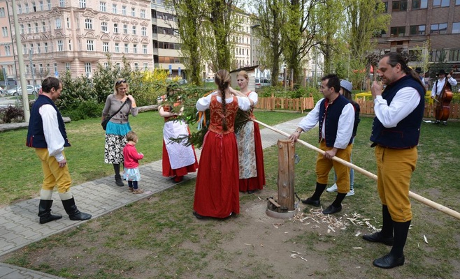 Встреча мая в Национальном музее сельского хозяйства