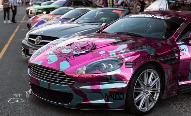 Легендарное ралли Gumball 3000 в Праге