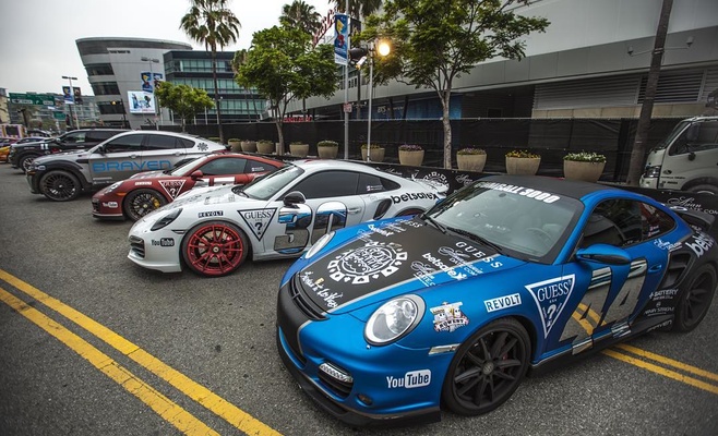 Легендарное ралли Gumball 3000 в Праге