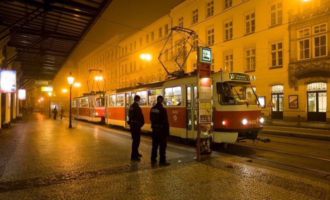 В Чехии ещё месяц будет действовать первая ступень террористической угрозы