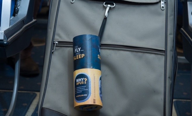 Чешская компания создала подушку для путешественников