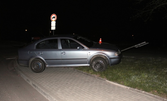 Пьяный водитель попал в аварию дважды в течение 4 часов