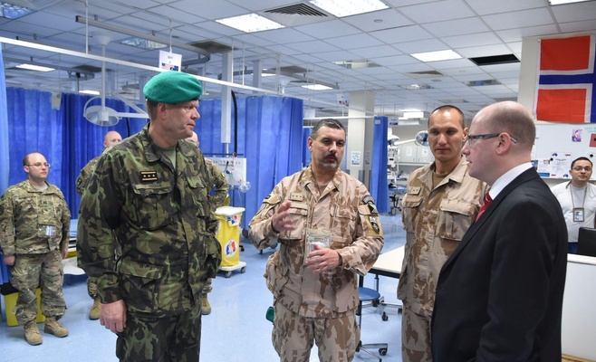 Премьер-министр Чехии Богуслав Соботка посетил Афганистан