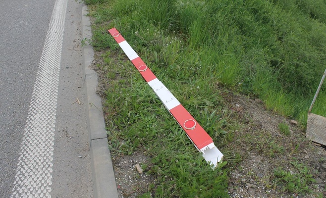 Водитель грузовика чудом избежал столкновения с поездом