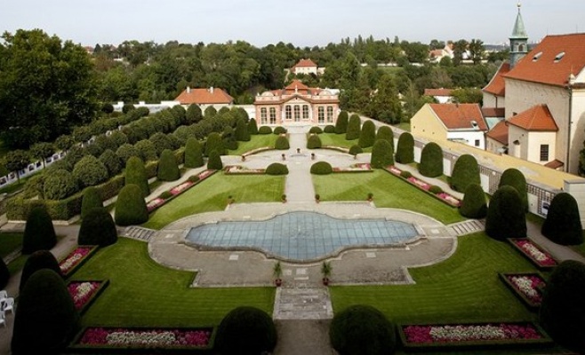 День открытых дверей в Чернинском дворце — резиденции МИДа Чехии