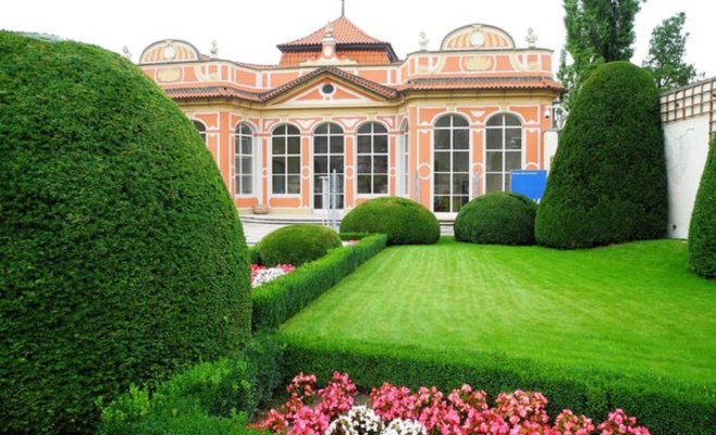 День открытых дверей в Чернинском дворце — резиденции МИДа Чехии