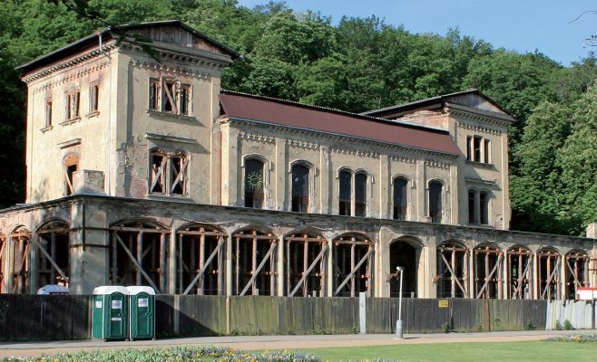 Прага реставрирует Шлехтов ресторан за 100 млн