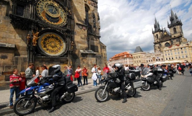 «Ночные волки» посетят Прагу, они проедут и по Вацлавской площади