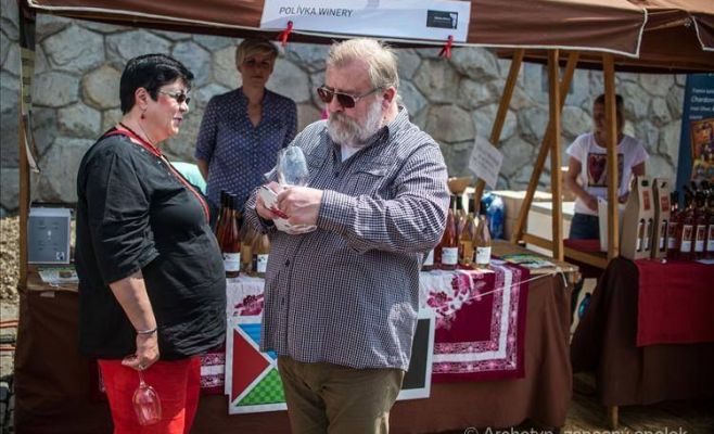 Фестиваль вина «Розовый май»