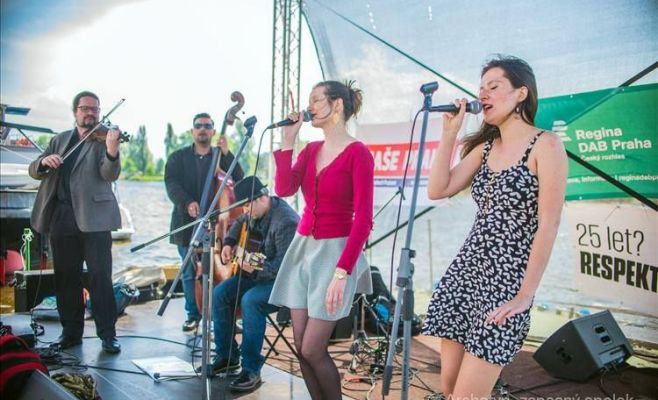 Фестиваль вина «Розовый май»