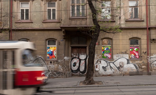 Из-за аварии в центре Праги трамваи вынуждены изменить свои маршруты